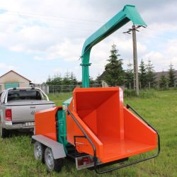 Tocator lemn cu motor termic propriu